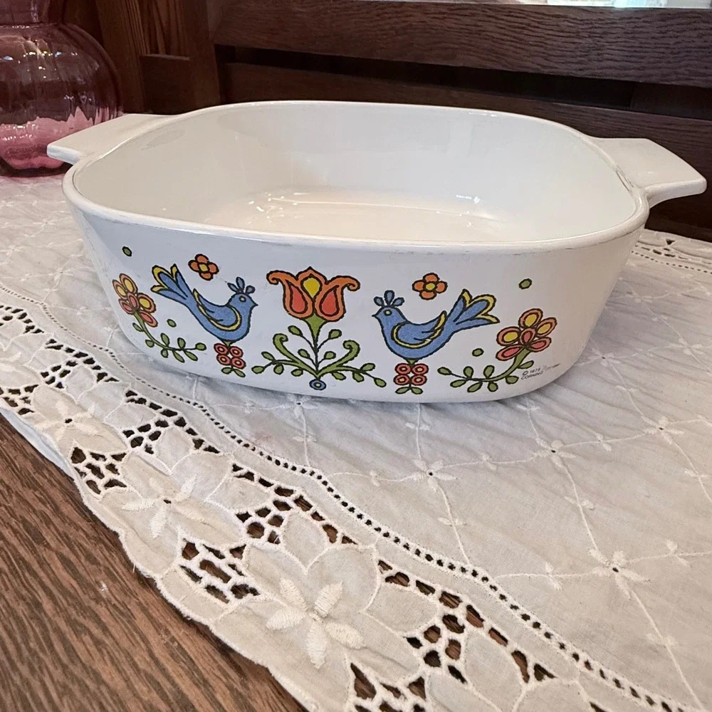 Corning Ware Friendship Casserole Dish 2 Quart White Blue‎ Bird Floral A-2-B USA